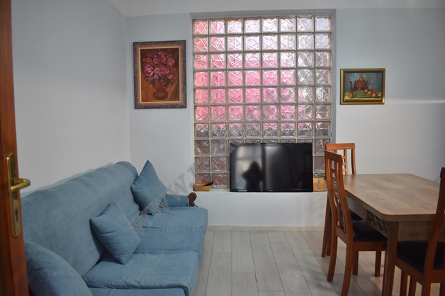 Apartament 2+1 per qira prane rruges Myslym Shyri ne Tirane